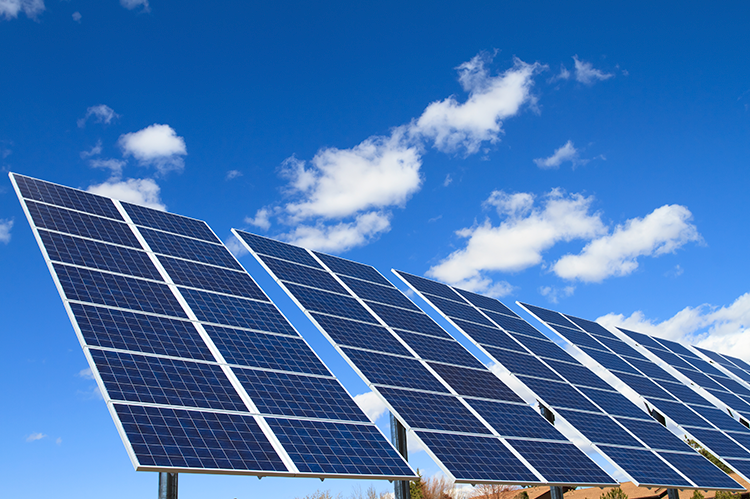 Glosario De vez en cuando Mediante Instalaciones solares fotovoltaicas alcanzarán 115 GW este año